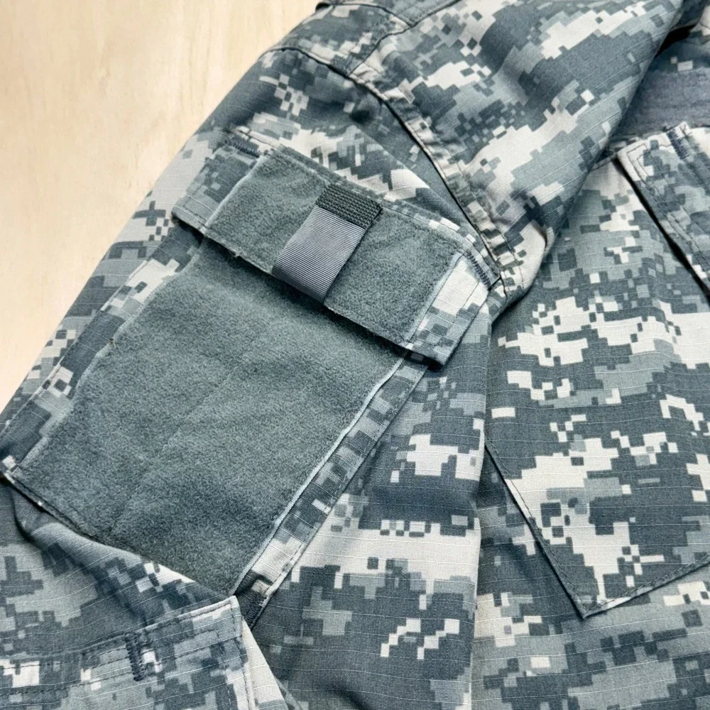 US‎ Army ACU Combat Uniform Coat UCP Digital Camo Large Long Ripstop Jacket